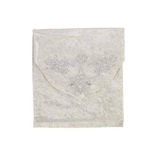 Envelope-Designed Tablecloth Made Of Velvet Fabric