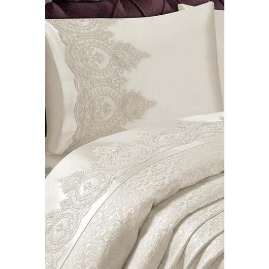 3-Piece Comforter Set With French Lace In Cream Color
