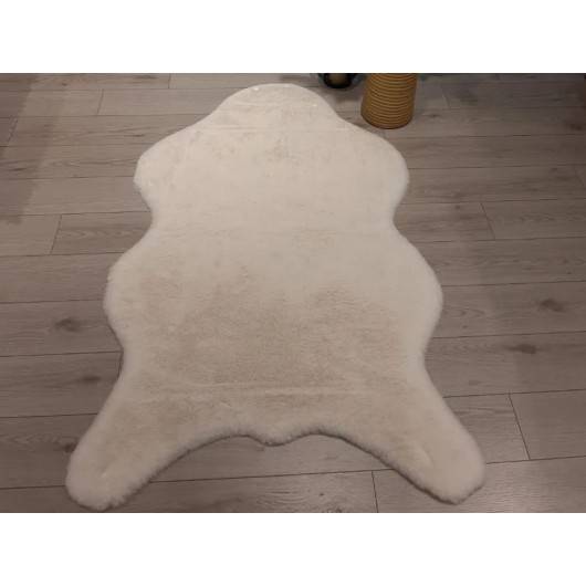 Rabbit Shaped Rug In White Color