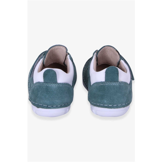 حذاء للأولاد حديثي الولادة من الجلد الشامواه بلاصق فيلكرو لون اخضر نعناعي (مقاس 19-22)