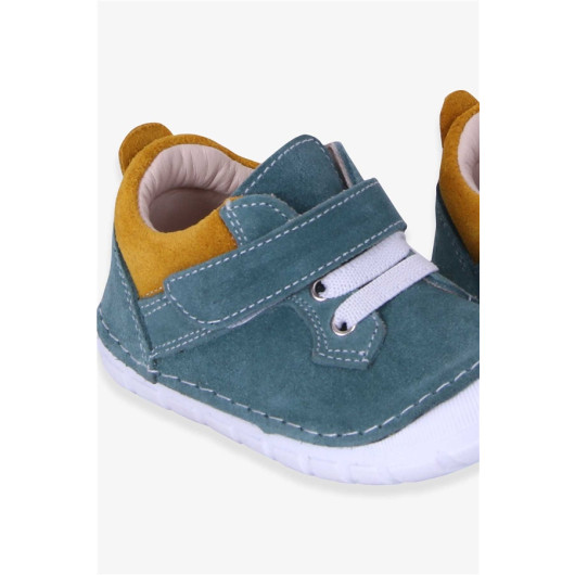 حذاء للأولاد حديثي الولادة من الجلد الشامواه بلاصق فيلكرو لون أخضر نعناعي (مقاس 19-22)