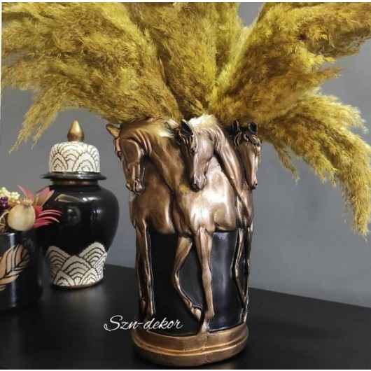 3D Horse Shaped Vase / Vase, Polyester Vase, Decorative Vase Gold-Black Color