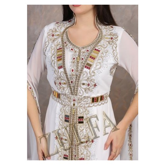 A Kaftan With A Wonderful Design Made Of Luxury, Sophistication And Elegance, You Can Find It In Zulfa Designs