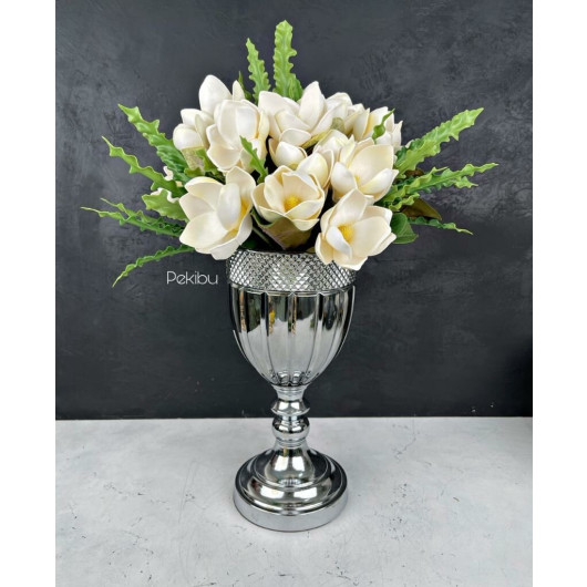 Luxurious Glass Vase With Leg Silver