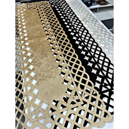 مفرش/غطاء طاولة مقصوص بالليزر مخملي لون أسود
