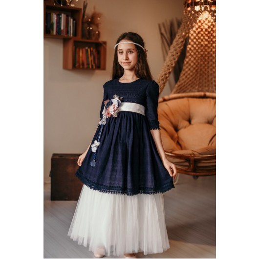 Cotton Embroidered And Tulle Detailed Long Elegant Dress With Veil