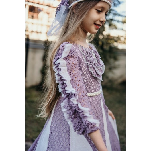 Collar And Sleeve Detailed Vintage Girl Dress With Veil