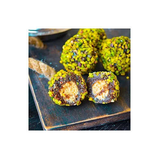 Turkish Malban Dessert Balls Stuffed With Hazelnut Cream Dipped In Pistachios 1 Kilo
