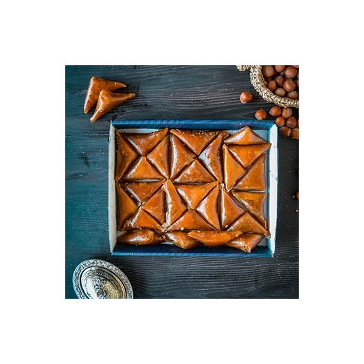 Turkish Malban Dessert (Mosca) Stuffed With Hazelnut Cream In The Shape Of Triangles 1 Kilo