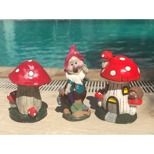 Decorative Mushroom House & Shovel Dwarf & Cute Mushroom