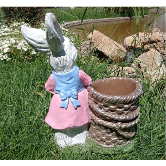Decorative Rabbit Garden Sculpture