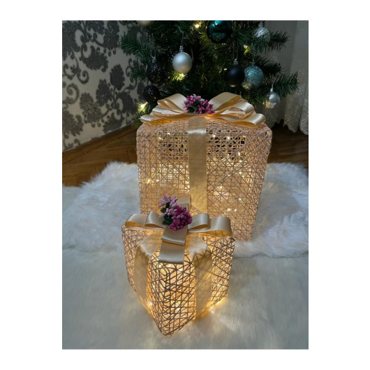 صندوق هدية قطعتين مزين بفيونكة وضوء ليد