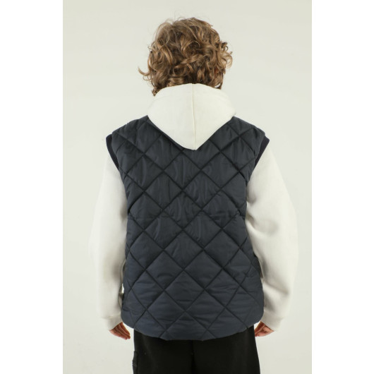 Double Pocketed Boy Vest With Diamond Pattern