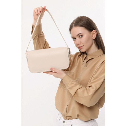 Women's Baguette Shoulder Bag Clamshell Cream