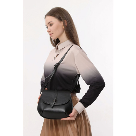 Women's Cross And Shoulder Bag With Clamshell Buckle Black
