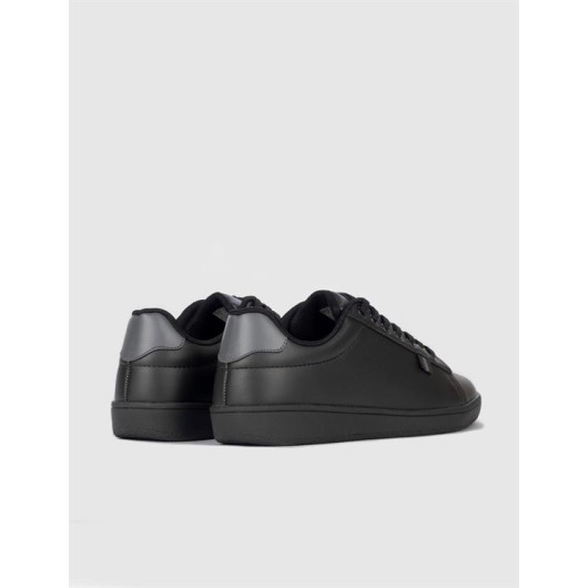 Men's Wildbull Black Lace-Up Sneakers