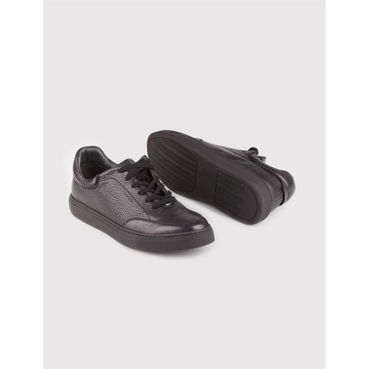 Genuine Leather Black Laced Rubber Sole Men's Sports Shoes