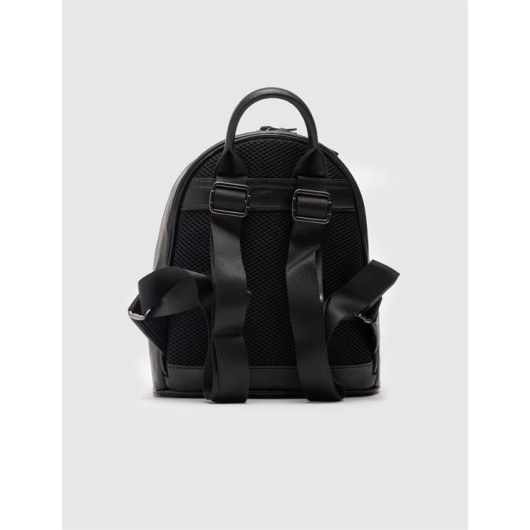 حقيبة ظهر نسائي سوداء مناسب للاستخدام اليومي