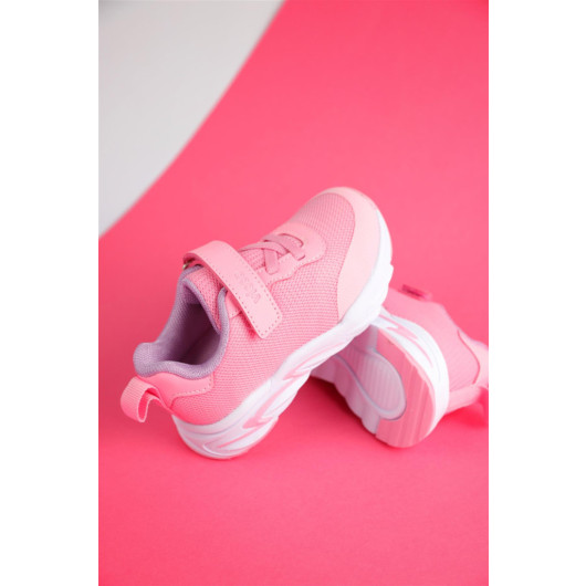 حذاء رياضي مضيء باللون الزهري بمقاسات بين 22 - 35