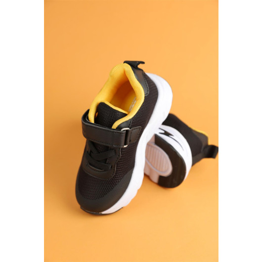 حذاء رياضي مضيء باللون الأسود بمقاسات بين 22 - 35