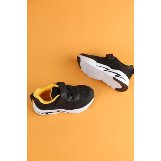 حذاء رياضي مضيء باللون الأسود بمقاسات بين 22 - 35