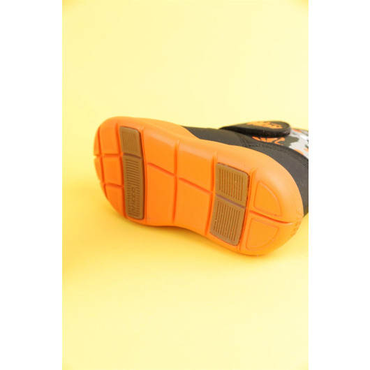 Number 26-30 Vicco Santo Boy's Black-Orange Colored Snow Boots