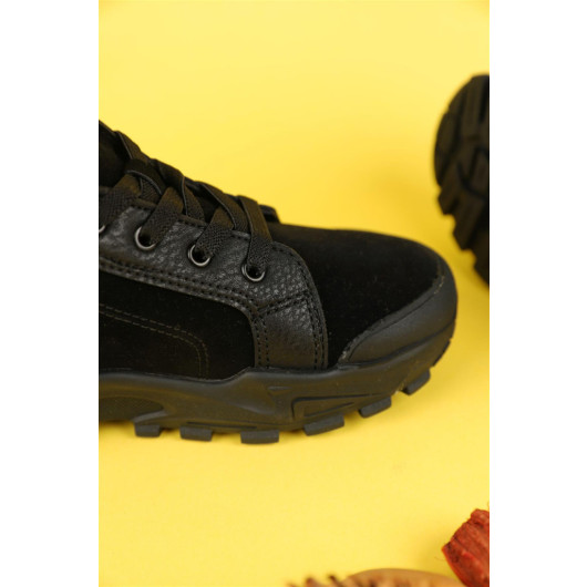 Size 31-35 Boy's Black Color Pinocchia Baku Boots