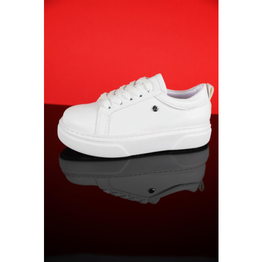 Number 31 - 35 Girls White Sneaker Shoes