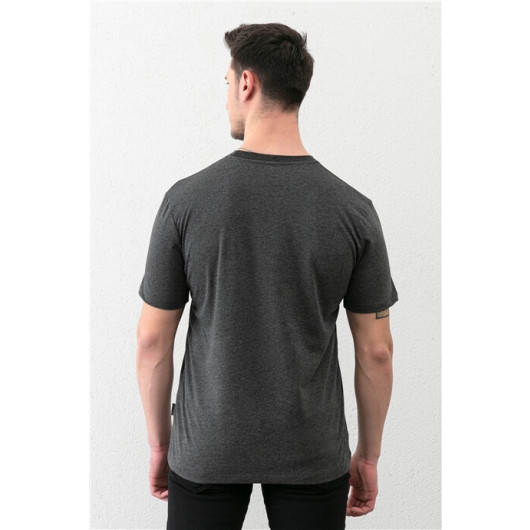 Darkgrimelange Men's Print Pocket Detailed T-Shirt