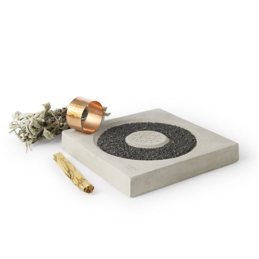 Coho Concre Ritual Incense Burner With Copper Ring