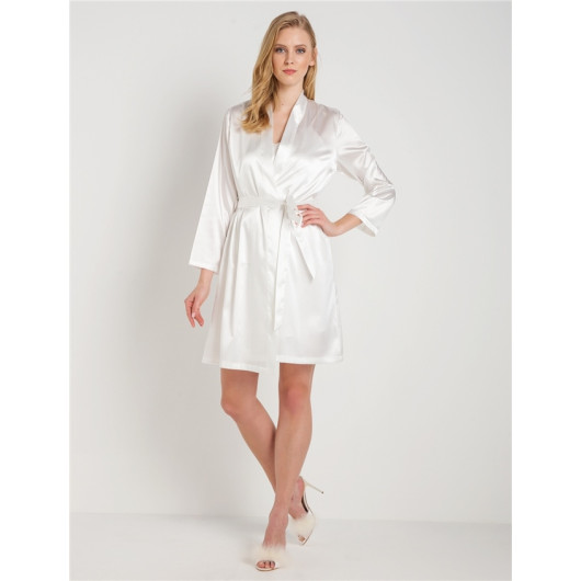 Short Dressing Gown With Bride Writing On The Back In Plain Satin Fabric