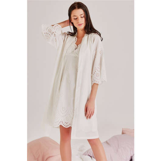 Single Dressing Gown With Embroidered Pattern