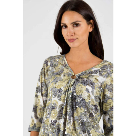 Silver Gilt Printed Blouse With Chest Accessory