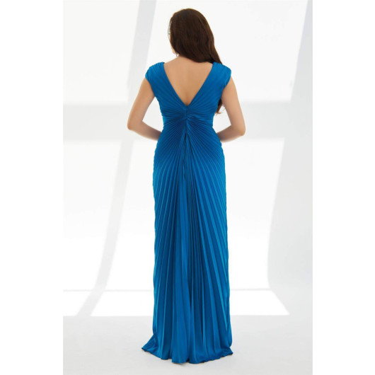 Saks Plisoley Long Evening Dress With Stone Slit On The Front