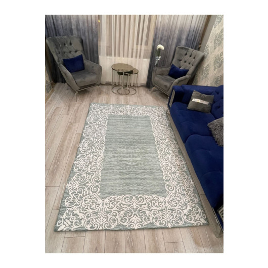 Carpet Cover With Velvet Frame Decoration