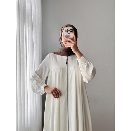 Pleated Abaya White