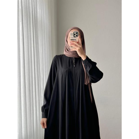 Pleated Abaya Black