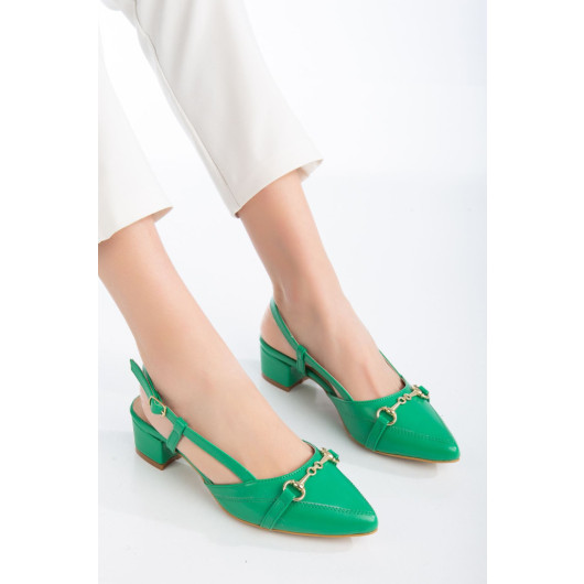 حذاء نسائي بكعب قصير أخضر