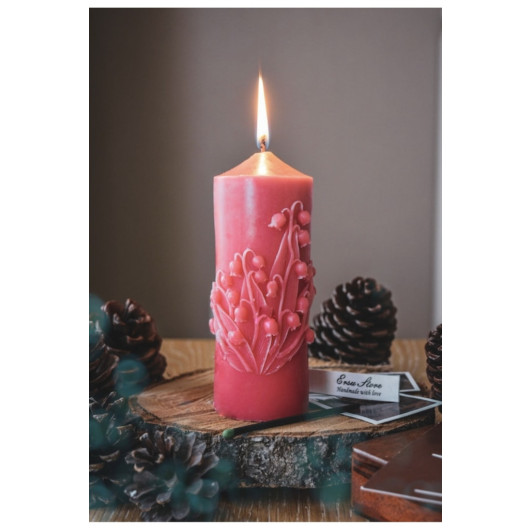 Floral Patterned Vanilla Scented Baton Candle Red