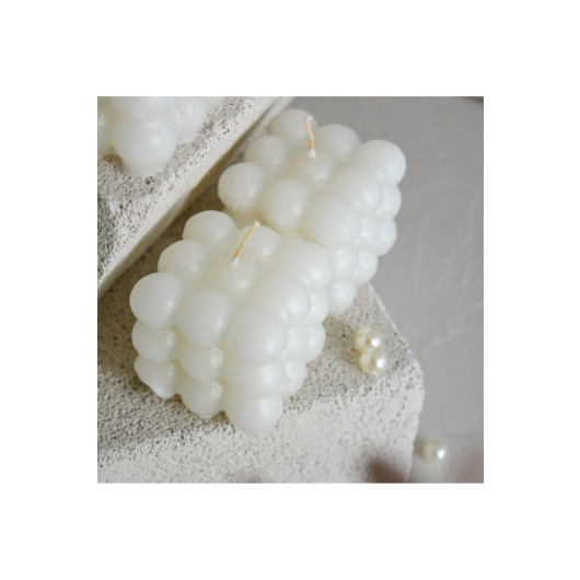 Decorative Set Of 2 White Colored Scented Bubbles