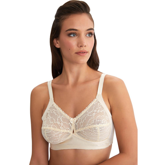 Lace Embroidered Minimizer Bra B Cup