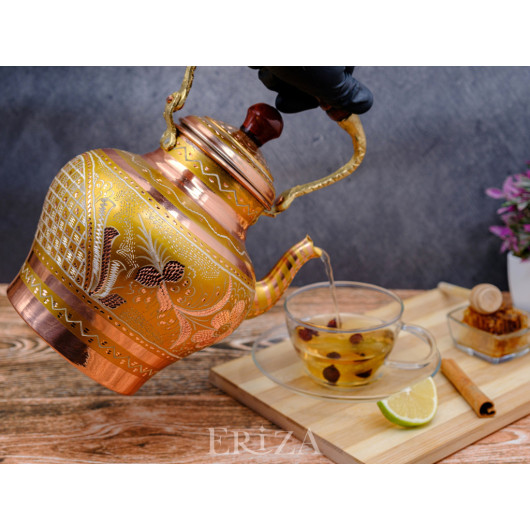 Copper Nostalgic Teapot, 1900 Ml, Gold