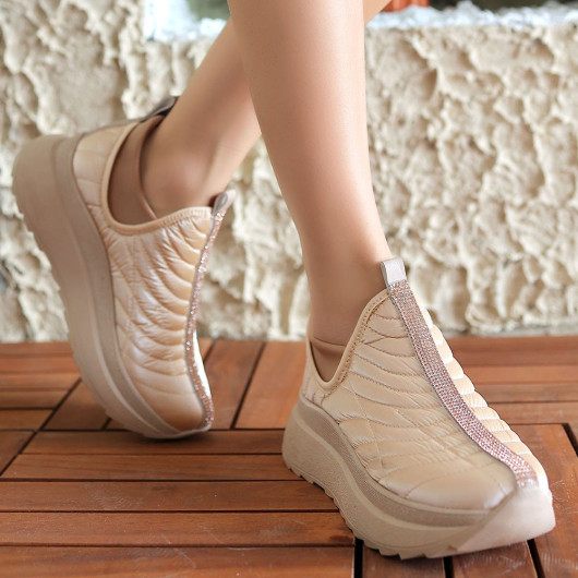 Nude Stretch Patent Leather Detailed Sneakers