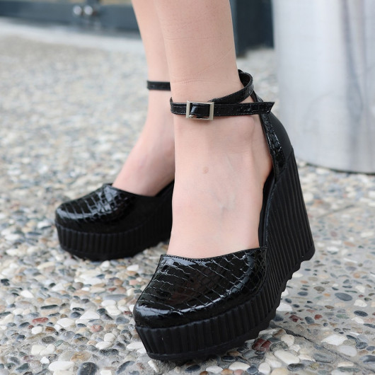 Black Patent Leather Wedge Heel Shoes