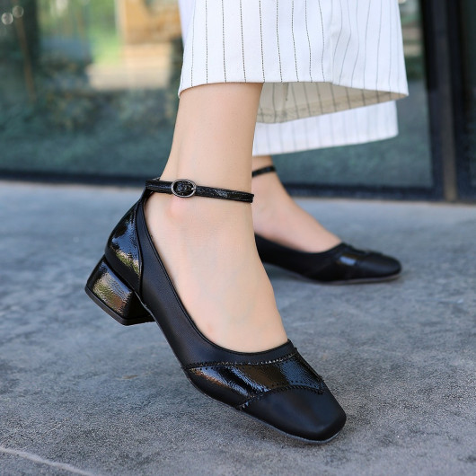 Black Leather High Heel Shoes