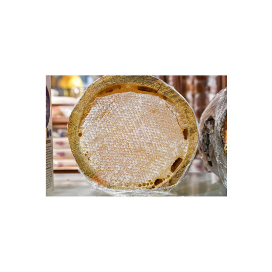 Log Karakovan Comb Honey 1 Kg