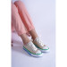 حذاء سنيكرز نسائي قماشي لون بيج
