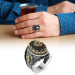خاتم رجالي من الفضة عيار 925 مع حجر الزركون لون أسود بتصميم الطغراء