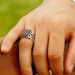 خاتم رجالي من الفضة عيار 925 بتصميم سلسلة مرصع بحجر أونيكس بلون أسود